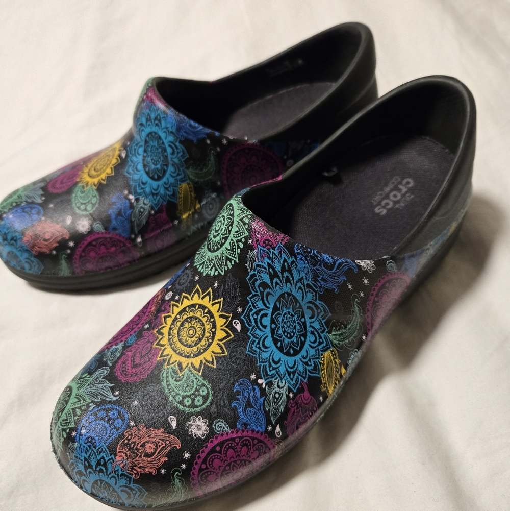 Crocs at Work Neria Pro II Floral Slip Resistant Clog Womens Size 7